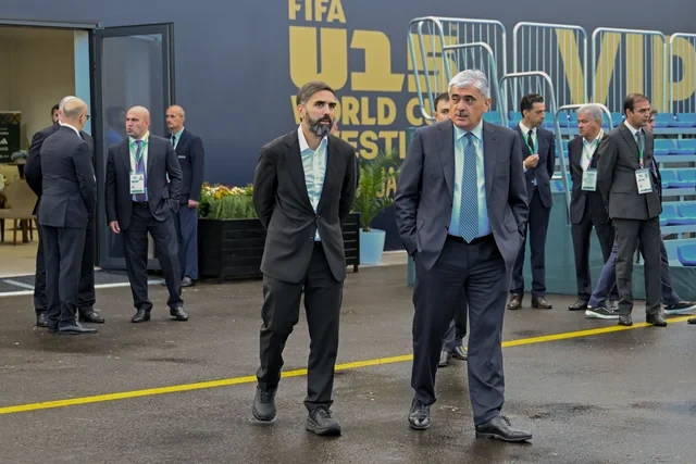 FIFA U-15 dünya çempionatına start verildi: Rəsmilərin Hövsan Yarış Kompleksinə səfəri baş tutub - Foto