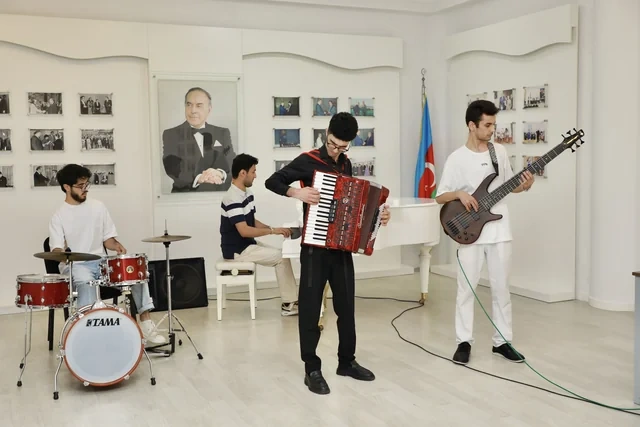 DİM magistratura səviyyəsi üzrə qabiliyyət imtahanları keçirir