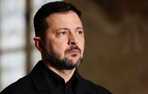 Zelenski Ukraynada münaqişənin dayandırılması üçün əsas səbəbi AÇIQLADI