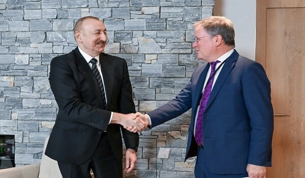 İlham Əliyev Rassel Hardi ilə görüşdü