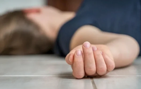 Gəncədə faciə: 23 yaşlı qız yaşadığı evdə ölü tapıldı