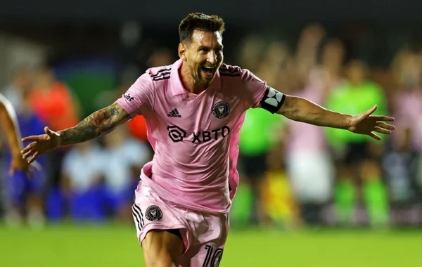 Messi dubl etdi, komandası səfərdən qələbə ilə döndü - VİDEO
