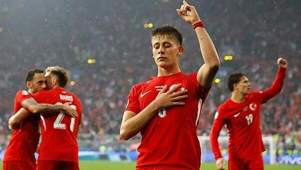 Türkiyə millisi Şimali Makedoniyanı darmadağın etdi