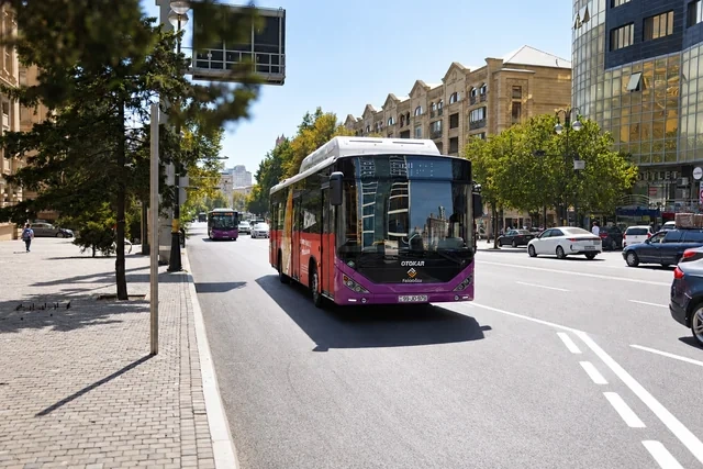 Avtobusdan istifadə edən sərnişinlərə ŞAD XƏBƏR - FOTO