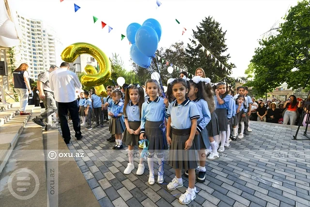Məktəbə ilk addım: Balaca ürəklərin böyük həyəcanı - FOTO - VİDEO