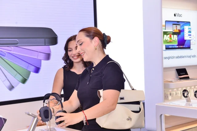 Qafqazın ilk rəsmi "Apple Shop"u "Kontakt"da fəaliyyətə başladı - "Apple" ekosistemi bir məkanda