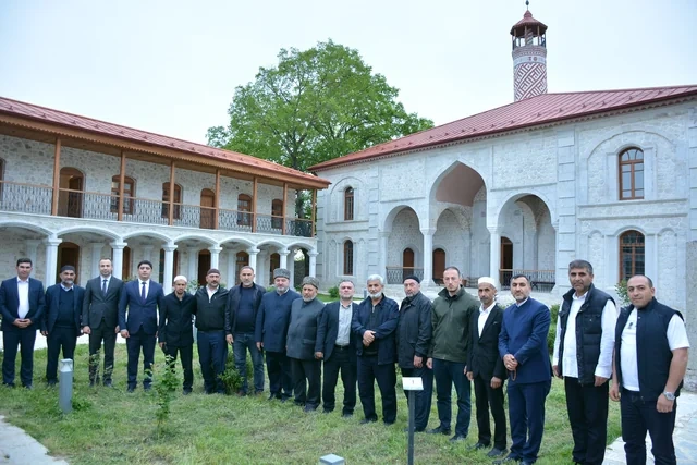 Din xadimləri Qarabağ və Şərqi Zəngəzurdakı tarixi-dini abidələri ziyarət ediblər