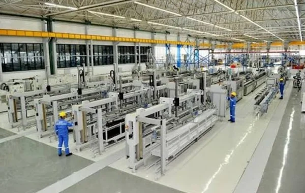 Azərbaycan iqtisadiyyatında DİQQƏTÇƏKƏN RƏQƏMLƏR: Gəlirlər artır, xarici borc azalır - FOTO