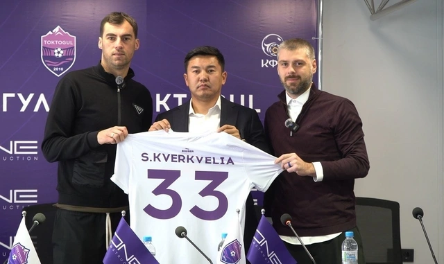 "Neftçi"nin sabiq futbolçusu Qırğızıstan klubuna keçərək tarixə düşdü