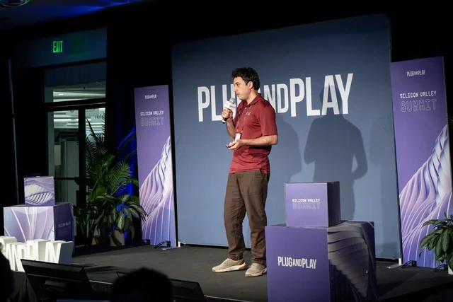 Azərbaycan startapları "Silicon Valley May Summit 2026" tədbirində "Global Startup Showcase" səhnəsinə çıxıb
