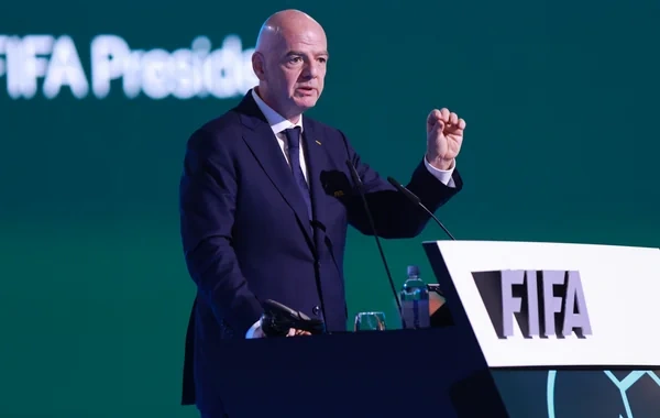 Paraqvaylı senatorun Mbappeni təhqir etməsinə FIFA-dan SƏRT REAKSİYA