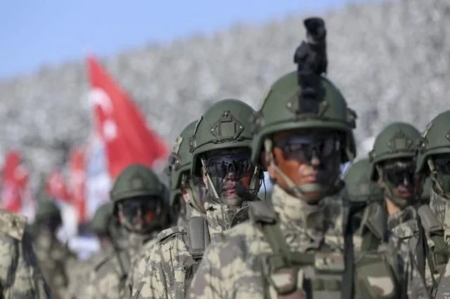 Türkiyə hərbi xərcləri kəskin artırır