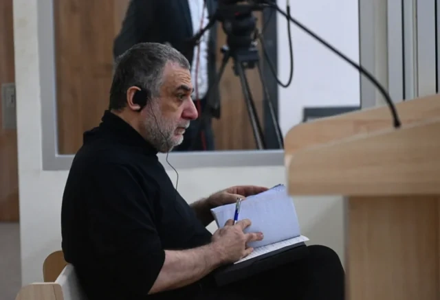 Məşhur türk mühəndisdən Vardanyanı müdafiə edən ABŞ-li yazıçıya SƏRT CAVAB