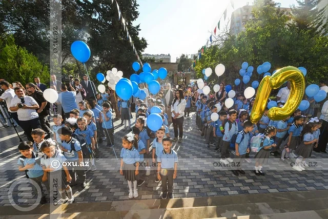 Məktəbə ilk addım: Balaca ürəklərin böyük həyəcanı - FOTO - VİDEO