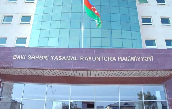 Yasamalda MƏNZİL QALMAQALI: Sakin məhkəmədə udub, icra hakimiyyəti isə "order saxtadır" deyir
