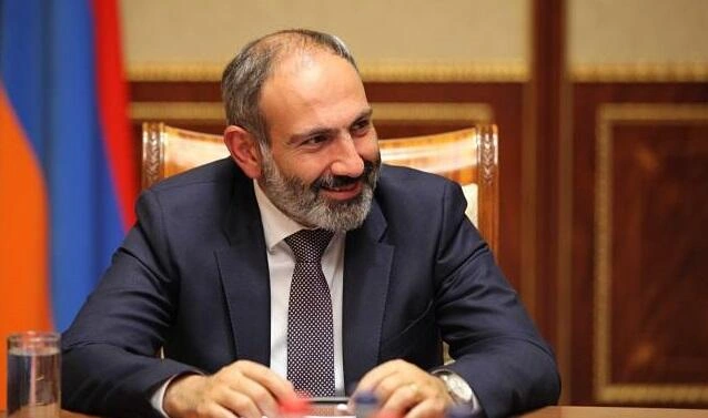 Paşinyan “Yevgeni Onegin”i indi oxuyur... – Video