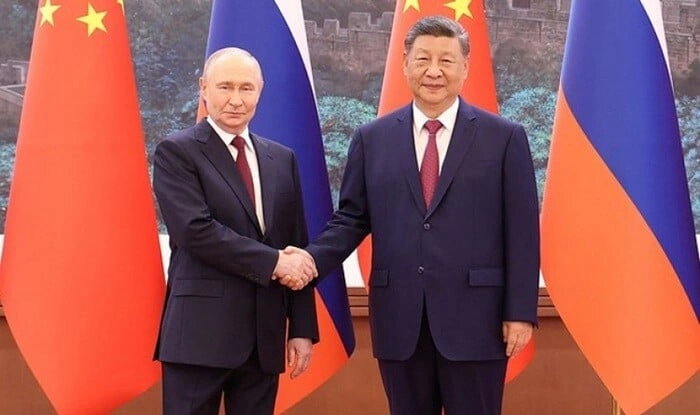 Putin və Szinpindən çoxqütblü dünya ilə bağlı bəyannamə