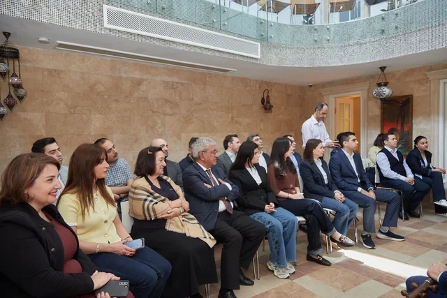 "Yüksəliş" müsabiqəsinin qalibləri üçün "Ədibin Evində Yüksəliş" silsilə görüşlərinin növbəti sessiyası keçirilib - FOTO