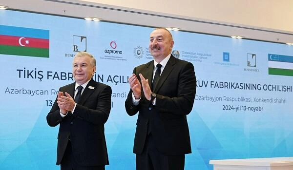 Mirziyayev İlham Əliyevi təbrik etdi: Diplomatiyanızın qələbəsi