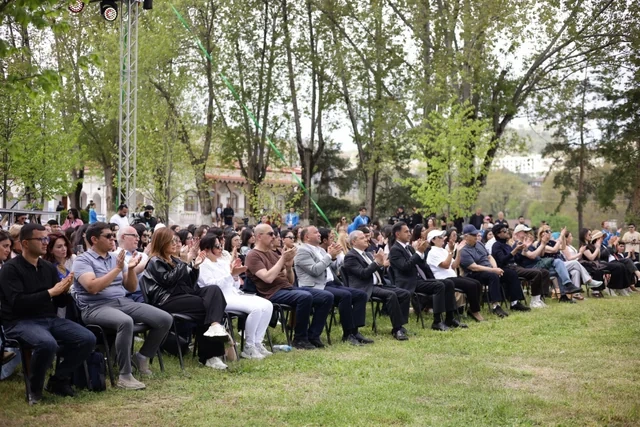 Şuşada keçirilən "Xarıbülbül" festivalı konsert proqramı ilə başa çatdı - FOTO - VİDEO