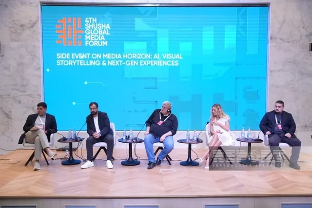 Şuşa Forumunda mütəxəssislər süni zəkanın media sahəsinə təsirindən danışdılar