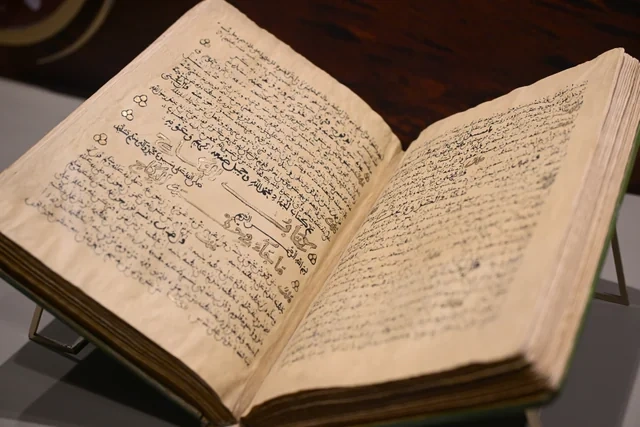 Leyla Əliyeva Səmərqənddə "Uşağın gözü ilə dünya" sərgisi və İmam əl-Buxari memorial kompleksi ilə tanış olub - Foto