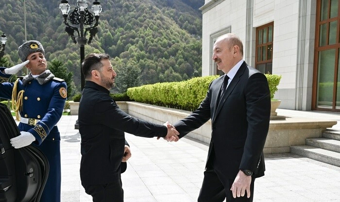 Zelenski İlham Əliyevə təşəkkür etdi