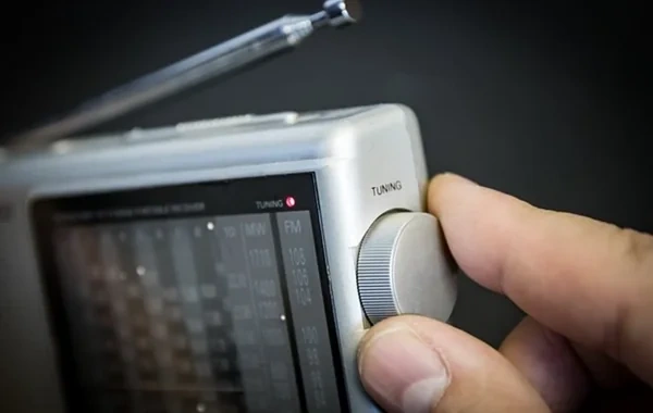 Rusiyanın "Qiyamət günü radiostansiyası" bir gündə iki şifrəli mesaj yayımlayıb