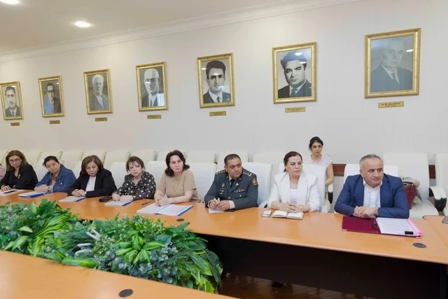 ATU-da tibb ixtisasları üzrə yeni tədris proqramlarının ilkin müzakirəsi keçirilib - FOTO