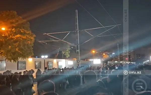 Bakı–Pirşağı–Sumqayıt qatarı gecikdi, sərnişin sıxlığı yarandı - Video