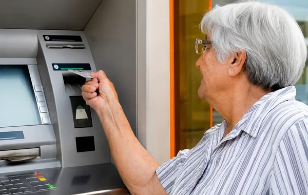 Bəzi qadınlar pensiyaya 60 yaşında çıxsınlar - TƏKLİF