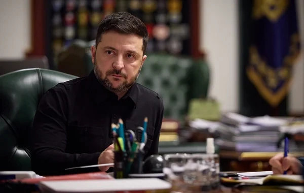 Zelenski: "Ukrayna ABŞ ilə atəşkəs şərtlərini müzakirə edəcək"