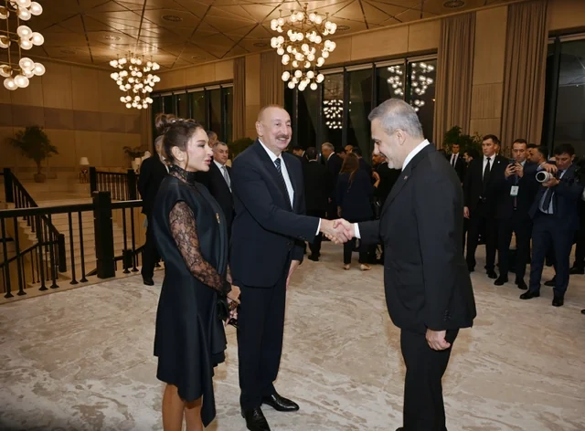 Prezident İlham Əliyevin adından AQEM-in 7-ci Zirvə Görüşünün iştirakçılarının şərəfinə şam yeməyi verilib - Foto