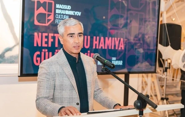 Anar Ələkbərov "Geyzer" sərgisində iştirak edib