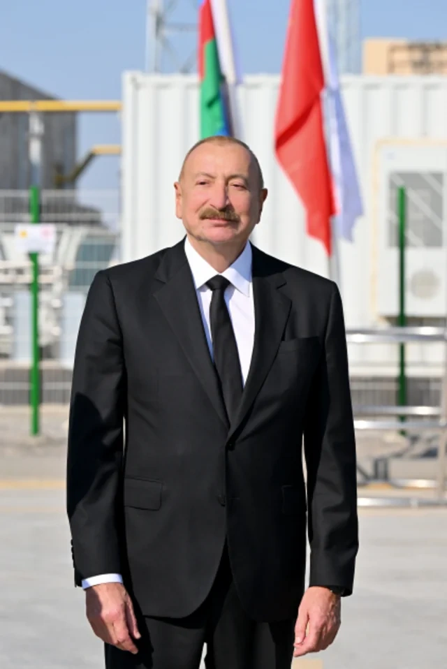 İlham Əliyev "Qobustan" Günəş Elektrik Stansiyasının açılışında iştirak edib - FOTO