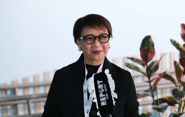 Retno Marsudi: "Dünyada 2 milyarddan çox insanın içməli suya çıxışı yoxdur"