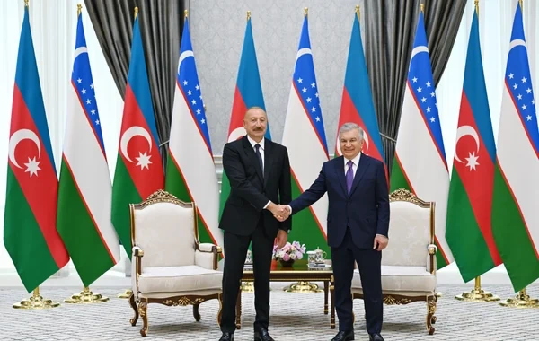 Daşkənddə İlham Əliyevin Şavkat Mirziyoyev ilə təkbətək görüşü olub - FOTO - VİDEO