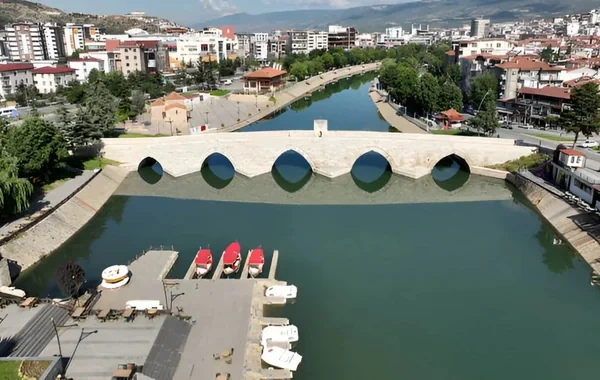 Türkiyədə güclü zəlzələ olub