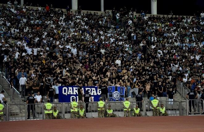 “Qarabağ” xanım azareşləri üçün girişi pulsuz etdi