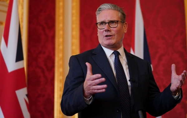 Starmer 13-cü dəfə geri çəkildi: Britaniyada rəqəmsal nəzarət sistemi olmayacaq