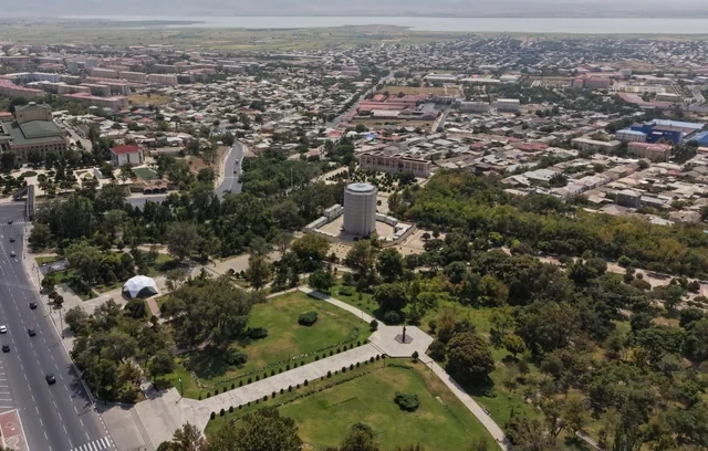 Prezident Naxçıvanda Möminə xatun türbəsində aparılan bərpa işləri ilə tanış olub - FOTO
