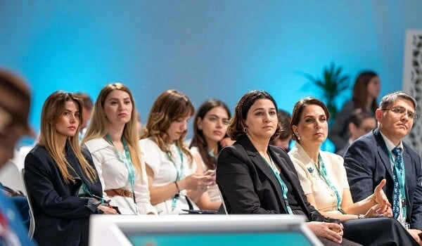 WUF13-ün dördüncü günü: Nələr müzakirə olundu?