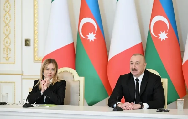 Corcia Meloninin Azərbaycana səfərindən EKSKLÜZİV KADRLAR