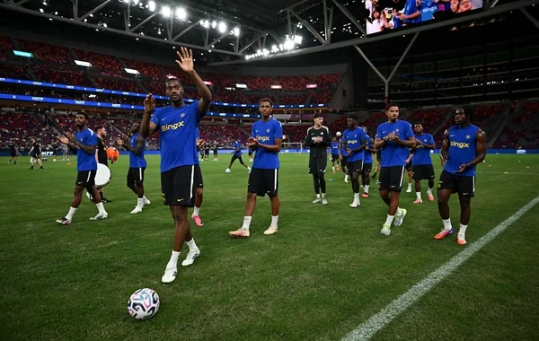 "Tottenhem" "Çelsi"dən iki futbolçu transfer edir - FOTO