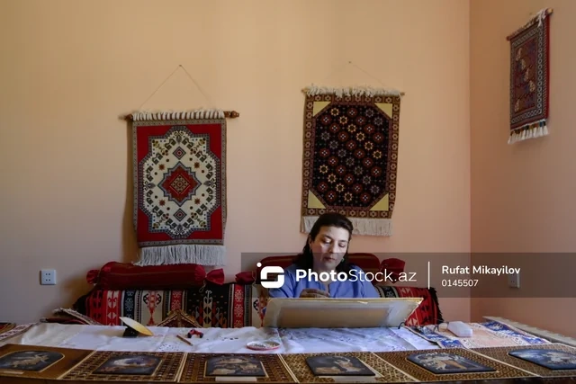 Gümüş və sədəfin harmoniyası: Mozaika ustasının sənət yolu - FOTOREPORTAJ