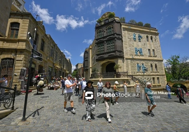 Azərbaycan turist mübarizəsində region ölkələrinə uduzur - SƏBƏBLƏR