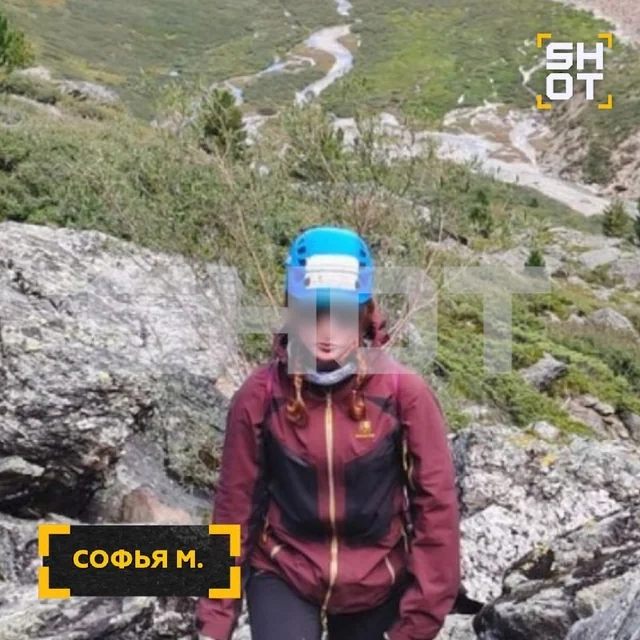 Rusiyada turistlər çadırda olarkən daş uçqunu başladı: Qrup rəhbəri həlak oldu - FOTO