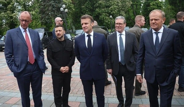 Avropa liderləri Trampla danışdı: Ukrayna müzakirəsi...