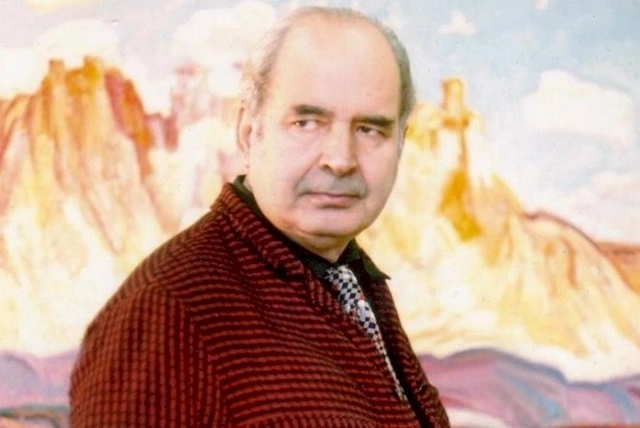 Xalq rəssamı Mikayıl Abdullayevin doğum günüdür