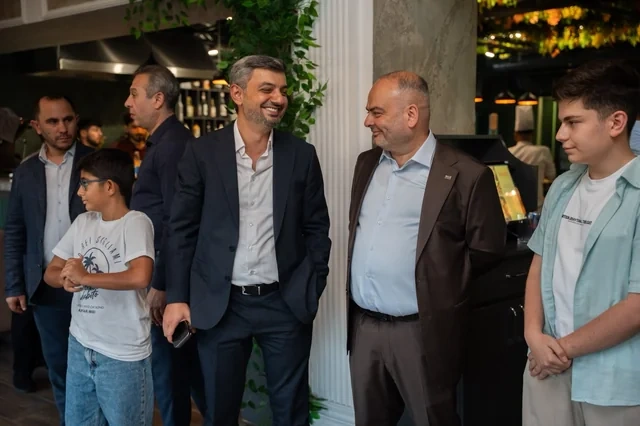 "LaLiga Dining & Lounge" "Musabəyov" parkında şəbəkənin ilk "park-side" məkanını açdı - FOTO